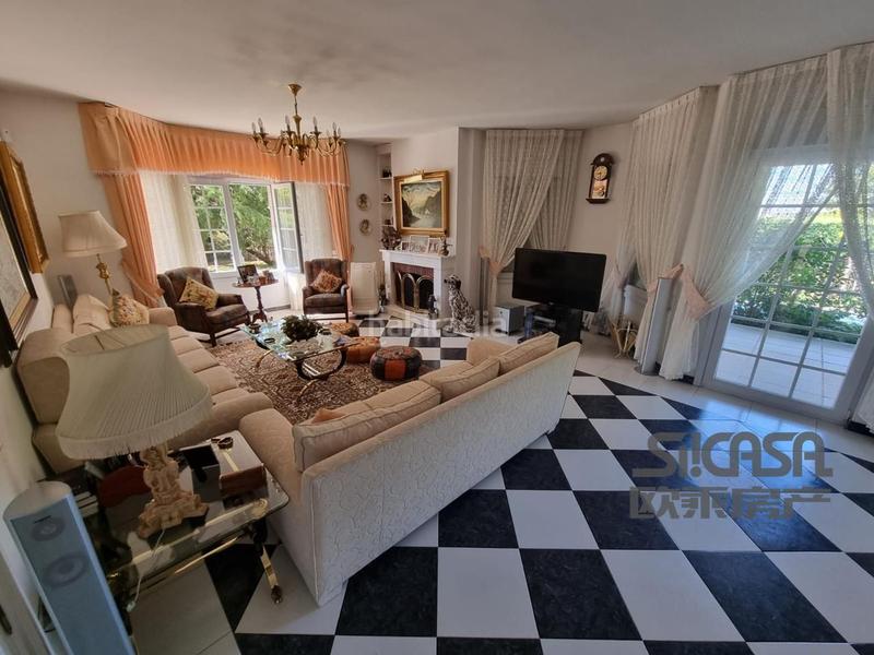 Foto a13e3815-e25d-489a-a544-6aafdd99a197. Casa con riscaldamento parcheggio piscina in Los Robles Torrelodones