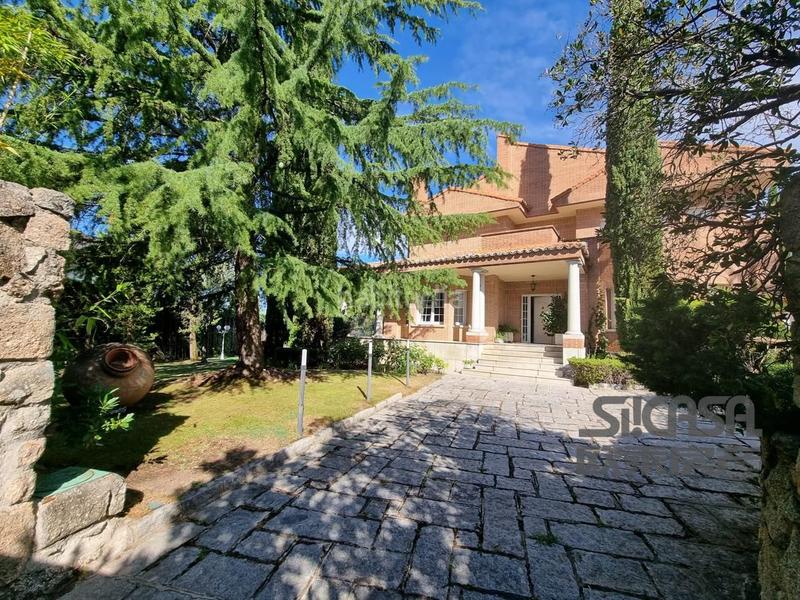 Foto c5a1a5b4-1e85-40ce-b509-0544e230debc. Casa con riscaldamento parcheggio piscina in Los Robles Torrelodones