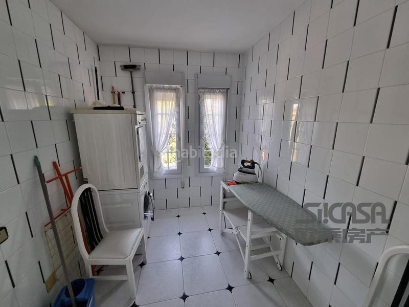 Foto dd169d2c-6f78-494e-b903-7facc8255389. Casa con riscaldamento parcheggio piscina in Los Robles Torrelodones