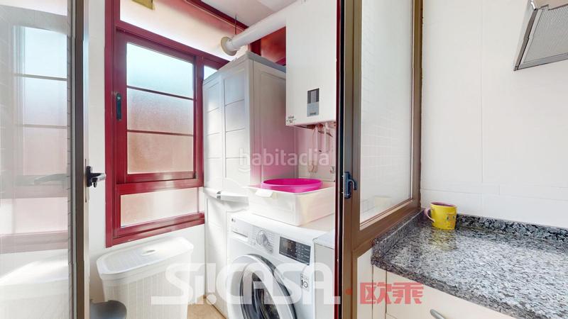 Foto b2278d00-f45d-41db-b6f2-9008674dcca3. Àtic amb calefacció aparcament piscina a El Nido-Fuentes Parla