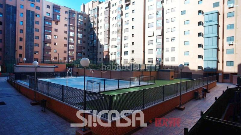 Foto 73066926-4a7f-4d83-93fc-e6c32f5cd144. Flat with parking pool in Palomeras Sureste Madrid