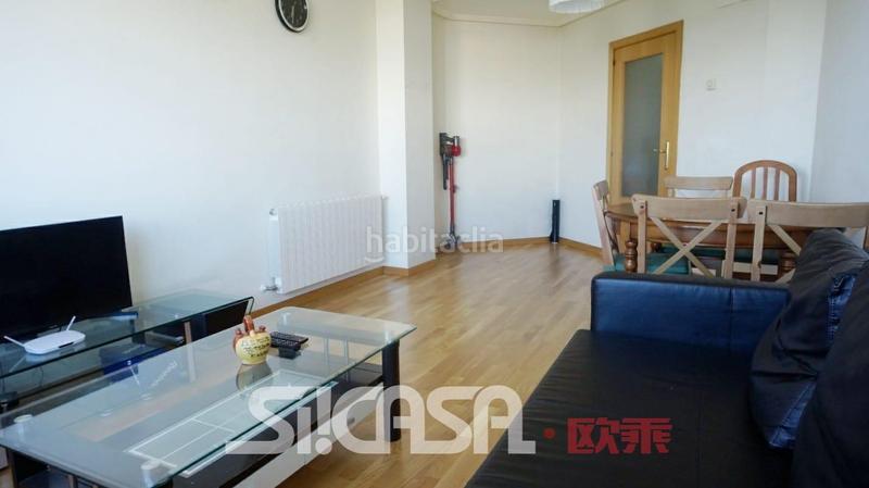 Foto 93b39dbe-1bfd-4796-be7e-39e6cd4d7392. Flat with parking pool in Palomeras Sureste Madrid