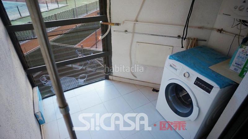 Foto e3cae2b6-4942-4b61-af73-b265ec35b9c8. Flat with parking pool in Palomeras Sureste Madrid