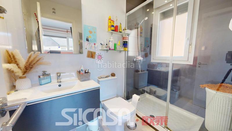 Foto 9f7c8121-36a5-4591-8604-1ef34dbe21f3. Casa aparellada amb calefacció aparcament piscina a Torrejón de la Calzada