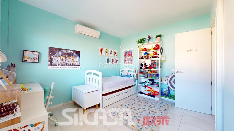 Foto b66693a2-5f10-4be7-95f6-da220cb66d2f. Casa aparellada amb calefacció aparcament piscina a Torrejón de la Calzada