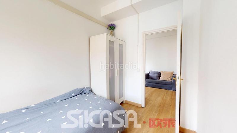 Foto f6d88315-de03-45f5-b773-90641a44ec4a. Piso en Lucero Madrid