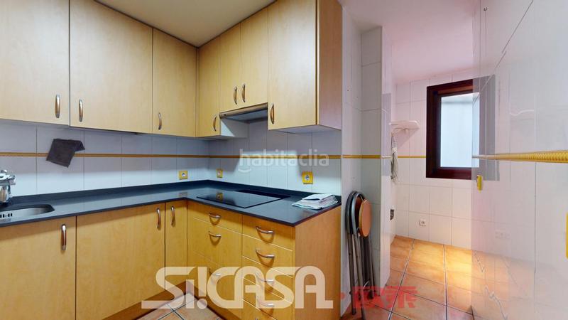 Foto 25cff99a-2a0e-4d07-9eba-1135c1a4b8eb. Appartement dans Fuentebella-San Fermín-El Leguario Parla