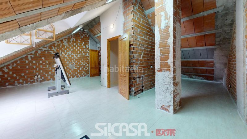 Foto a1bce03c-9bfa-4eed-b77d-ab3f10335ba3. Casa adossada amb calefacció aparcament a Las Américas Parla