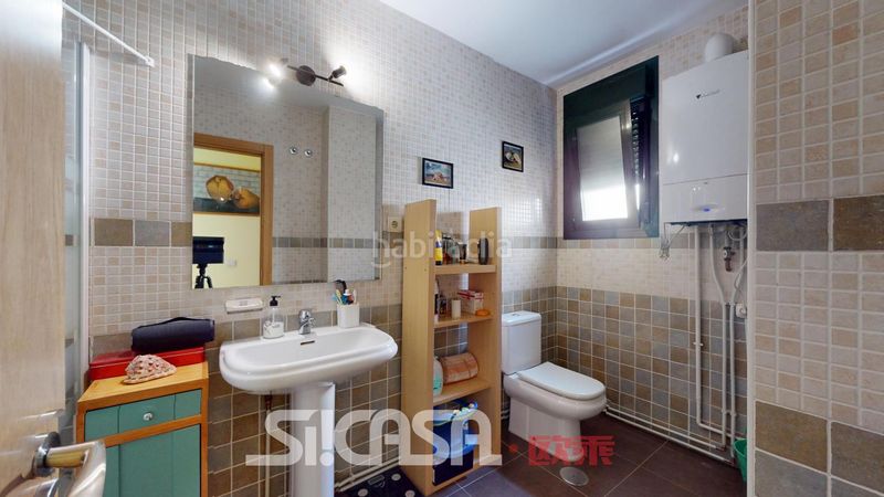 Foto ffe082e9-1af0-4a70-814d-9a511fa64eb2. Pis amb calefacció aparcament piscina a Esquivias