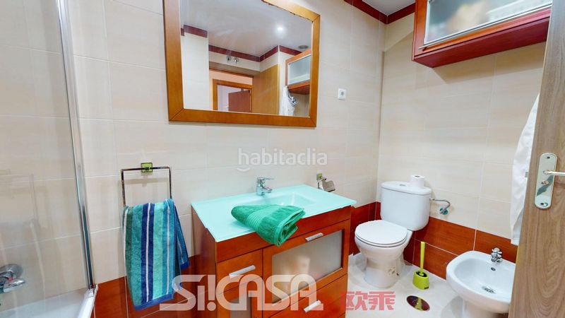 Foto bde3e17c-3851-4910-b99c-6bf51597b2d0. Àtic amb calefacció aparcament piscina a Parla este Parla