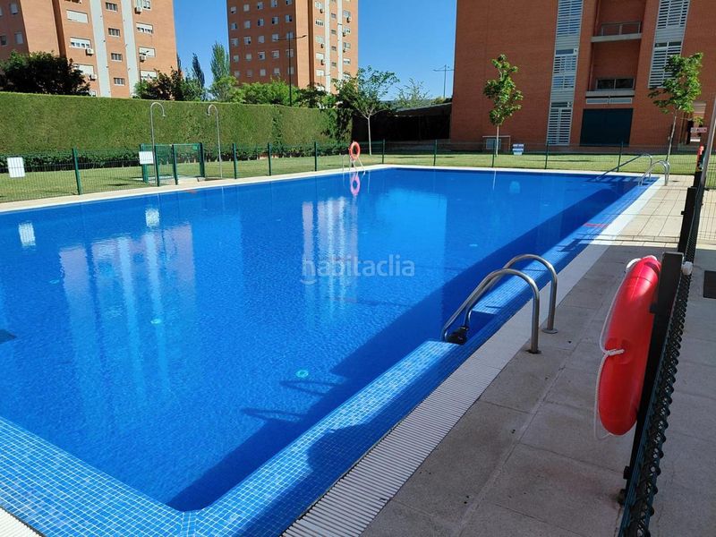 Foto dd4ed44c-7bcd-4136-825a-e0a8ba533b98. Àtic amb calefacció aparcament piscina a Parla este Parla