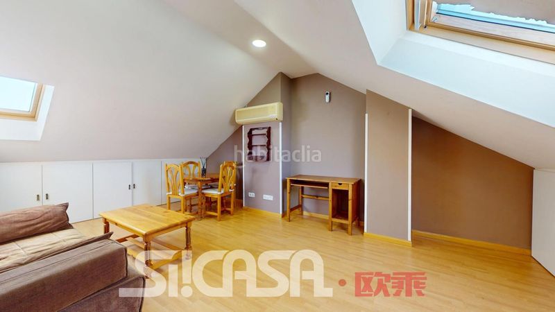 Foto 0fee1667-aa74-48d3-8df7-4f3dff2fd4fd. Casa pareada en Fuentebella-San Fermín-El Leguario Parla