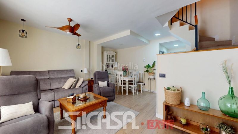 Foto 14d9c686-6cbd-4f89-aa61-5c22d8b849c2. Casa pareada en Fuentebella-San Fermín-El Leguario Parla
