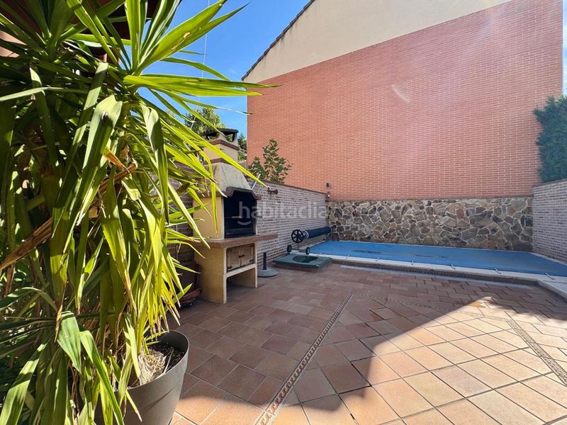 Foto 6c769e79-ad36-4b17-91d6-ac1f97ea3969. Casa pareada en Fuentebella-San Fermín-El Leguario Parla