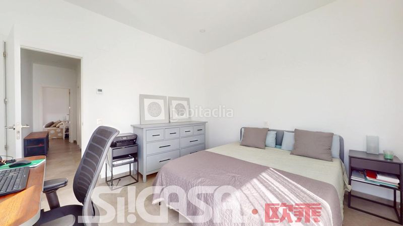 Foto 9f999e60-0fb5-46b0-890b-15acd89af22b. Casa adossada amb aparcament piscina a Torrejón de la Calzada