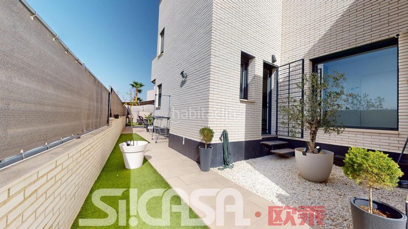 Foto f5099298-c3ef-429d-b4a2-bf7bbda514db. Casa adossada amb aparcament piscina a Torrejón de la Calzada