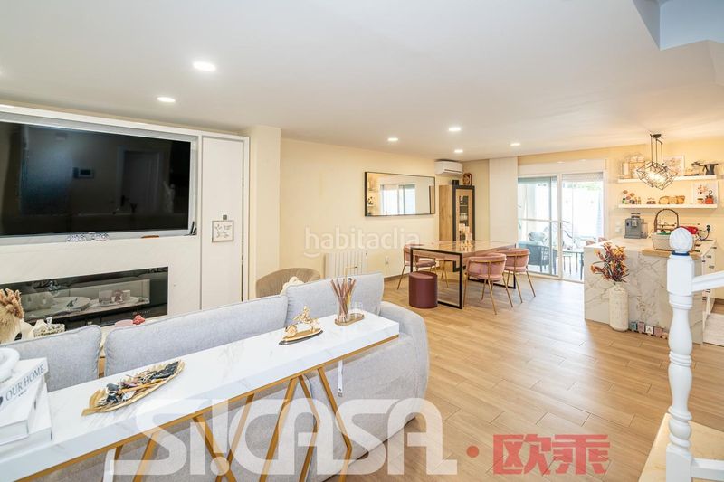 Foto d8499afb-1bd0-4231-8738-b0f4710fc860. Casa adosada en Laguna Park Parla