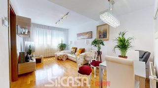 Dachwohnung in Parla Este