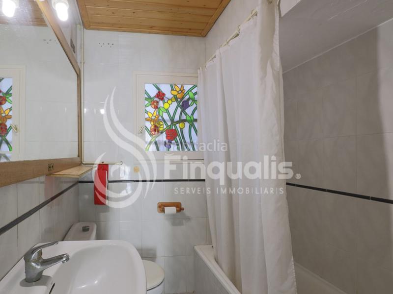 Foto 56c8c92f-a55e-4d1f-9d2a-82252e55df90. Casa en el centro!! piso comercio nave industrial en Lliçà d´Amunt