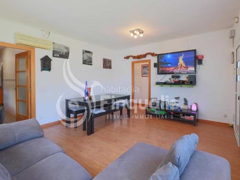 Foto 84629d55-3a3b-4028-a3b6-fba09e3ae3c5. Casa  en planta en Bigues i Riells