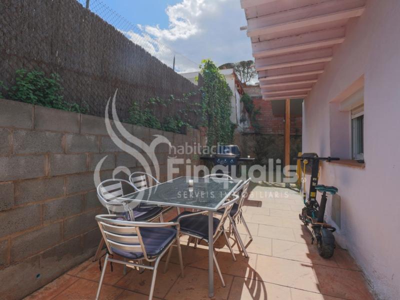 Foto 8eeab041-2608-46ba-b372-52b8cb602aad. Casa  en planta en Bigues i Riells