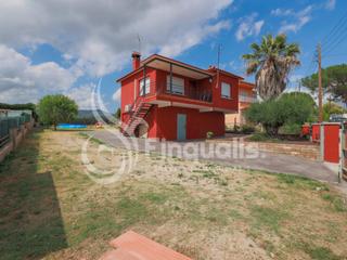 Maison à Santa Eulàlia de Ronçana. Casa reformada