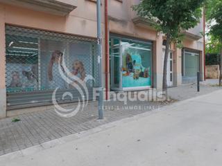 Location Local commercial à Santa Eulàlia de Ronçana. En el centro