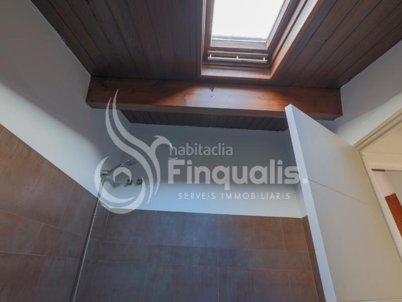 Foto c75f5079-60e3-47d5-b628-72ed15bc7e25. Duplex avec parking dans Santa Eulàlia de Ronçana