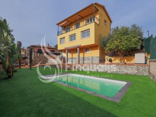 Casa a Santa Eulàlia de Ronçana. Reservada !!!!!!!