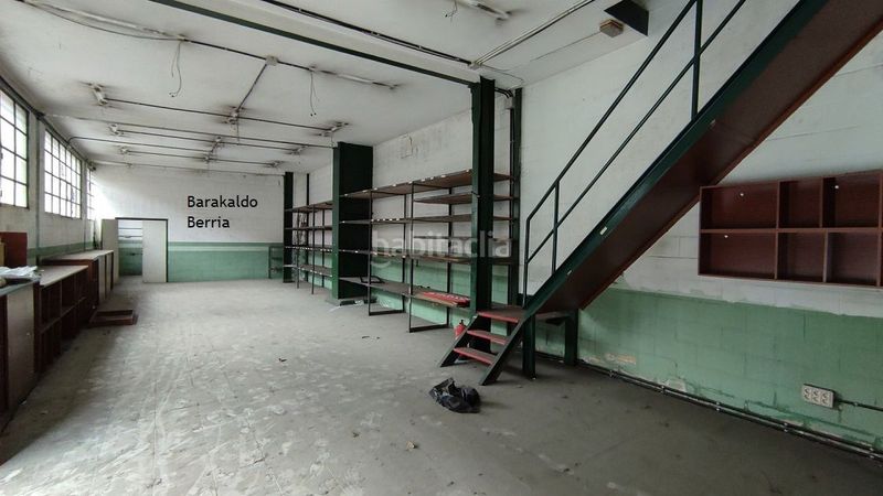 Foto b16cffea-1782-4253-b2ee-91ad7b111100. Nau industrial a Valle de Trápaga - Trapagaran