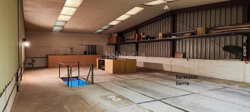 Foto ad1efee1-6bd7-401f-b5f7-1a20b9a14fe5. Industrial building in zubileta kalea 27 in Cruces Barakaldo