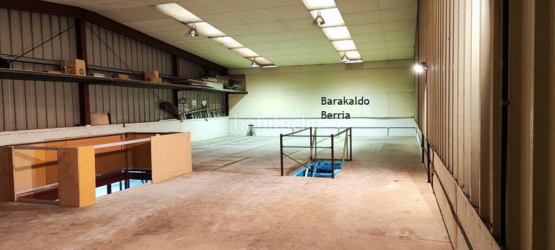 Foto d01cdddb-ad00-444e-806f-dc44f50ba7f2. Industrial building in zubileta kalea 27 in Cruces Barakaldo