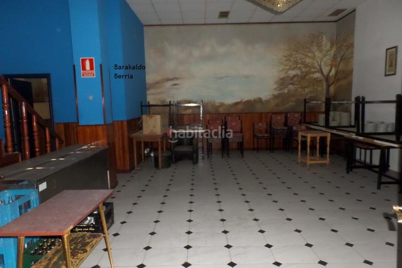 Foto 452a452a-4116-48b2-a8fa-1c0cb1bfac68. Local comercial a portu kalea 13 a Lasesarre Barakaldo