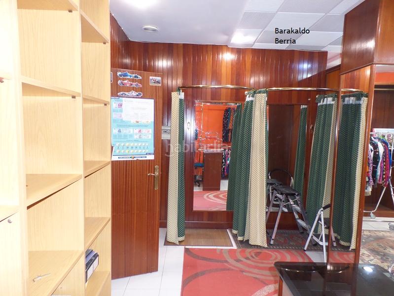 Foto 3a65cfad-887c-4bdb-a46c-b4f52ff00b15. Alquiler local comercial en la bondad kalea 5 en Centro Barakaldo