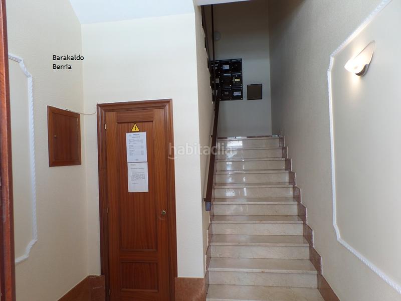 Foto 93e615ed-f701-49ae-b3ba-e10424662cf7. Location bureau dans eguzkiagirre kalea 7 dans Bagatza - S. Vicente Barakaldo