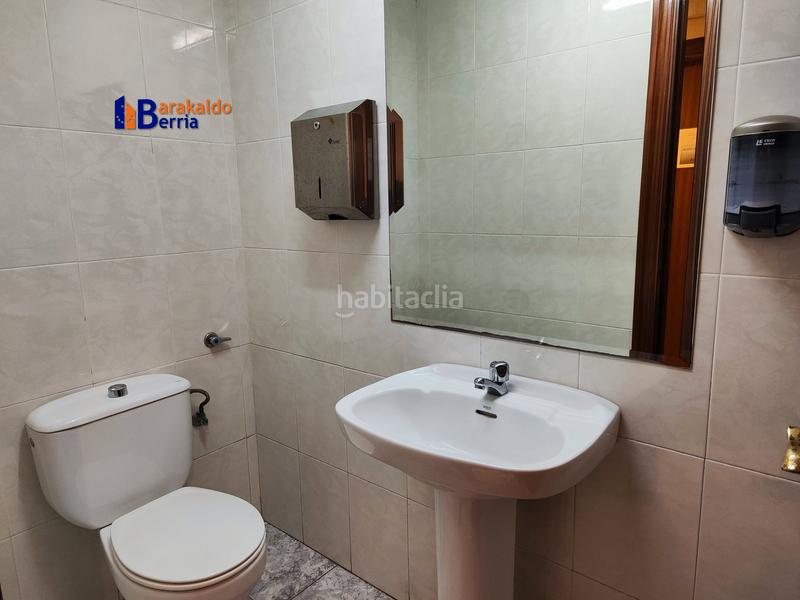 Foto 52e6c5dc-6a32-4a4c-bd33-d02bf870a6c1. Miete büro in eguzkiagirre kalea 7 in Bagatza - S. Vicente Barakaldo