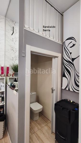 Foto ebf6b2fc-696f-4f56-aefb-c850addd6e12. Local comercial en avenida a. miranda 15 en Bagatza - S. Vicente Barakaldo