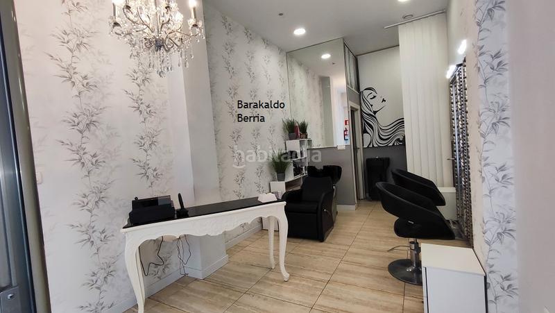 Foto 95d014e9-c000-438c-9229-ed89729ceeb6. Alquiler local comercial en avenida a. miranda 15 peluqueria en alquiler en Barakaldo