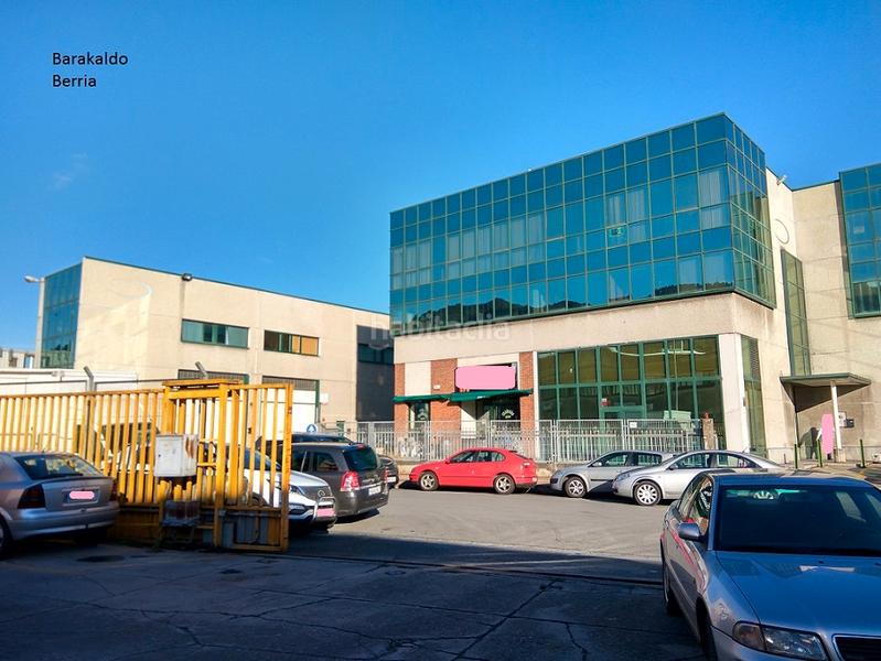 Foto 97e52e02-9972-4712-9aff-f02903861f11. Bureau dans polígono industrial aurrera poligonoa 4c dans Valle de Trápaga - Trapagaran