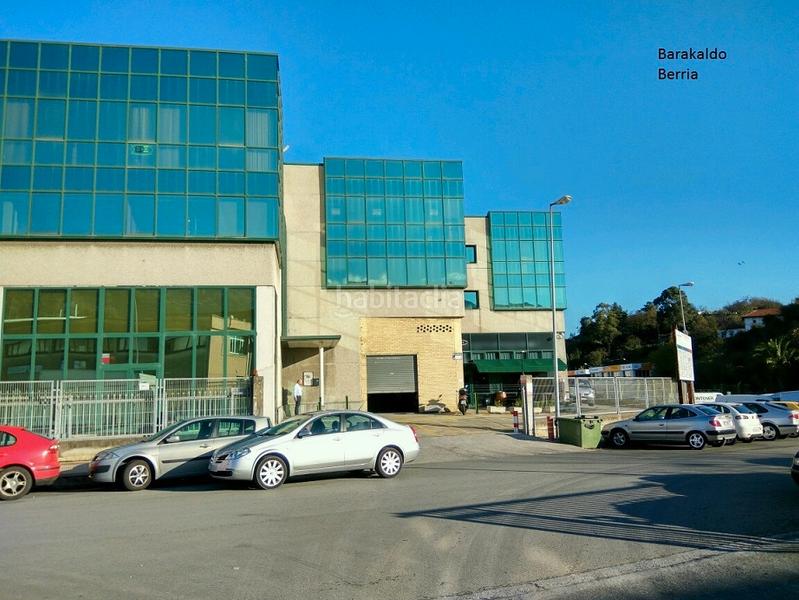 Foto f0f614a2-4d16-4345-a943-7c376688349d. Bureau dans polígono industrial aurrera poligonoa 4c dans Valle de Trápaga - Trapagaran