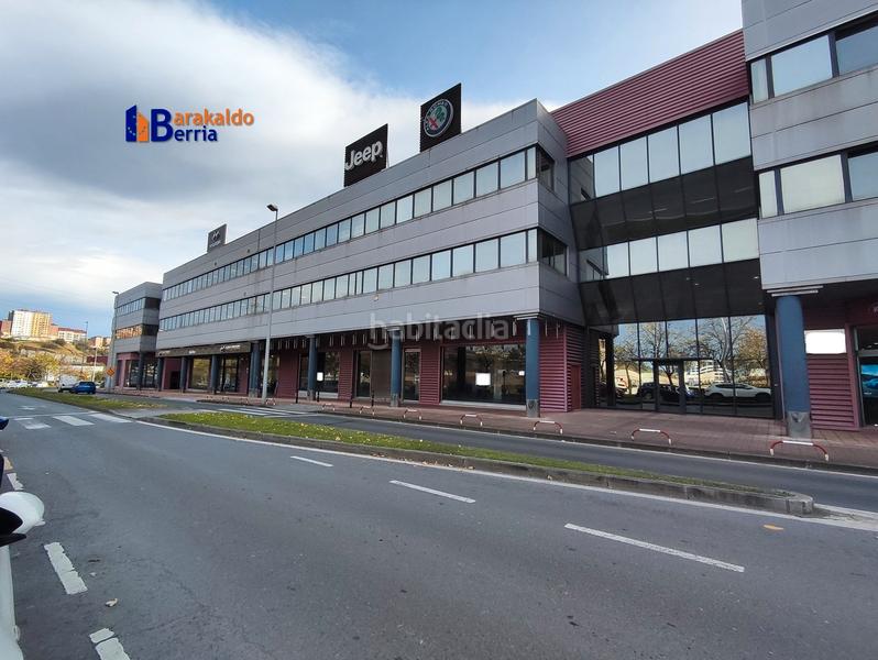 Foto 17a4ede0-8a8e-4729-bcb8-a2436b10ecfe. Alquiler local comercial , ideal para exposición o concesionario en Barakaldo