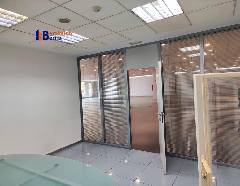 Foto 9cb87fc3-5907-422b-9414-a92dcf4ce019. Lloguer local comercial a Bagatza - S. Vicente Barakaldo