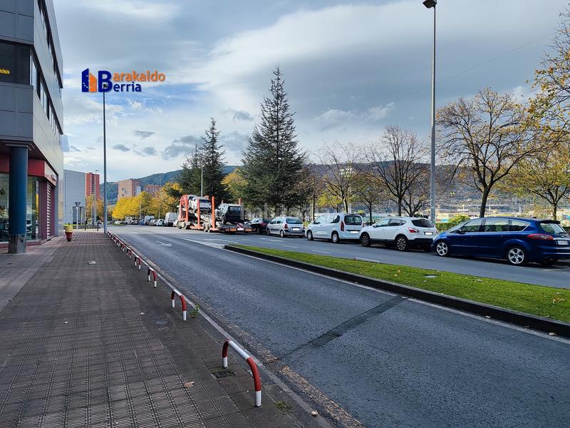 Foto fdc7c518-295f-4424-85fa-f9001a4af286. Lloguer local comercial a Bagatza - S. Vicente Barakaldo