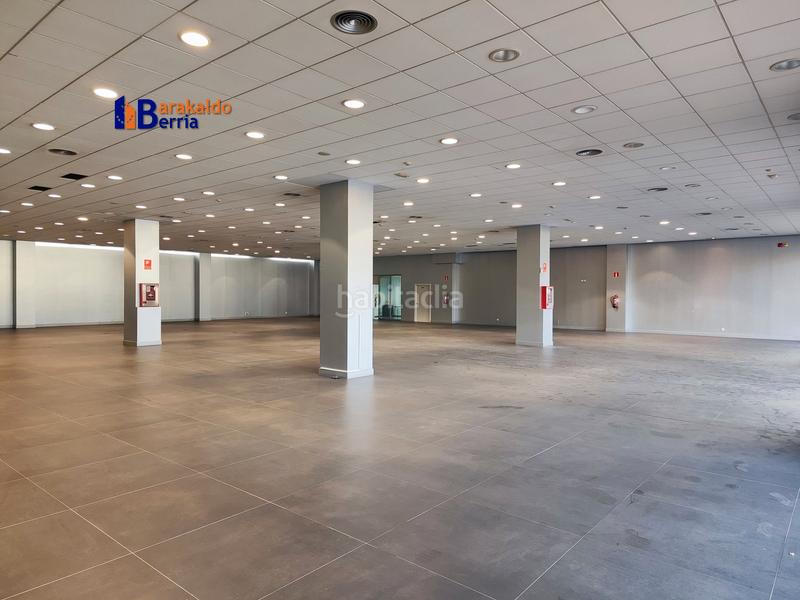 Foto 8cb197a3-14d5-48de-a0d3-c457dfcd41ea. Location local commercial dans Bagatza - S. Vicente Barakaldo