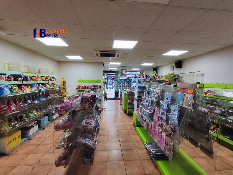 Foto 7ec48a8e-4b49-4009-80a8-a42c68b869e9. Local comercial a manuel andrés kalea 4 a Centro - Albiz - Markonzaga Sestao