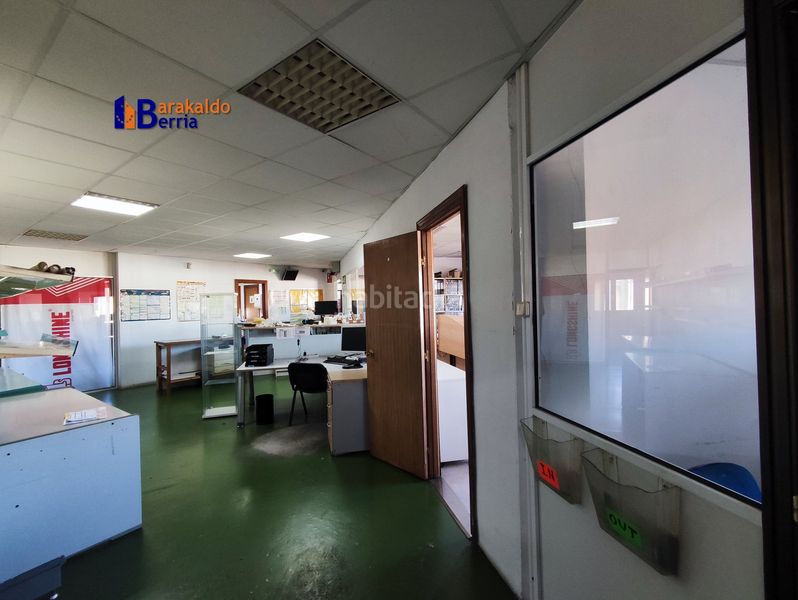 Foto c4bbe602-865d-46c3-a8a9-f49290fd75c8. Nau industrial a asua-erletxe errepidea 8 a Erandio
