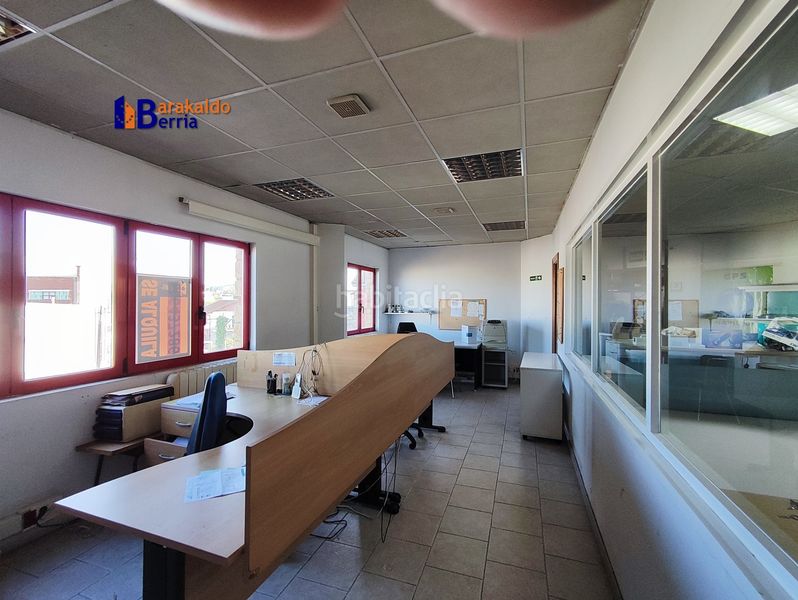 Foto c972c807-4143-4afc-b1eb-2e6e84bfd6ff. Nau industrial a asua-erletxe errepidea 8 a Erandio
