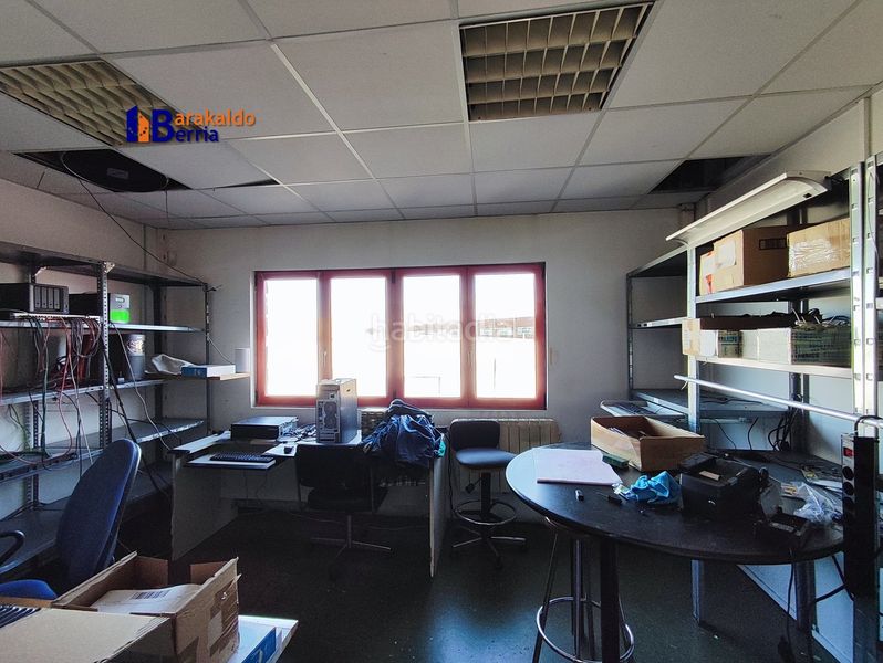 Foto d87937d5-d8d5-4a2a-8e5f-057c9be1e3da. Nau industrial a asua-erletxe errepidea 8 a Erandio