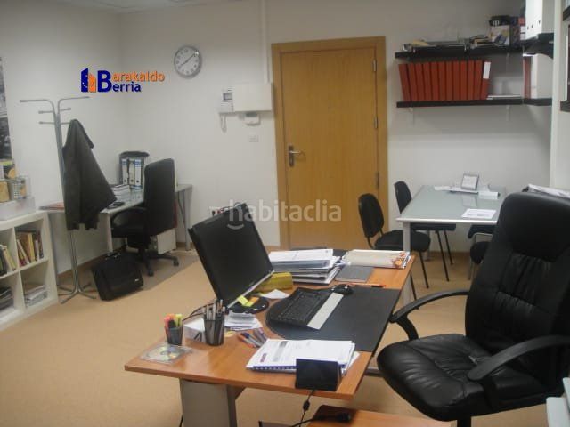 Foto b06a29dc-d4de-4e4b-8c26-8fc9394b00f5. Büro in askatasun etorbidea 65 in Bagatza - S. Vicente Barakaldo