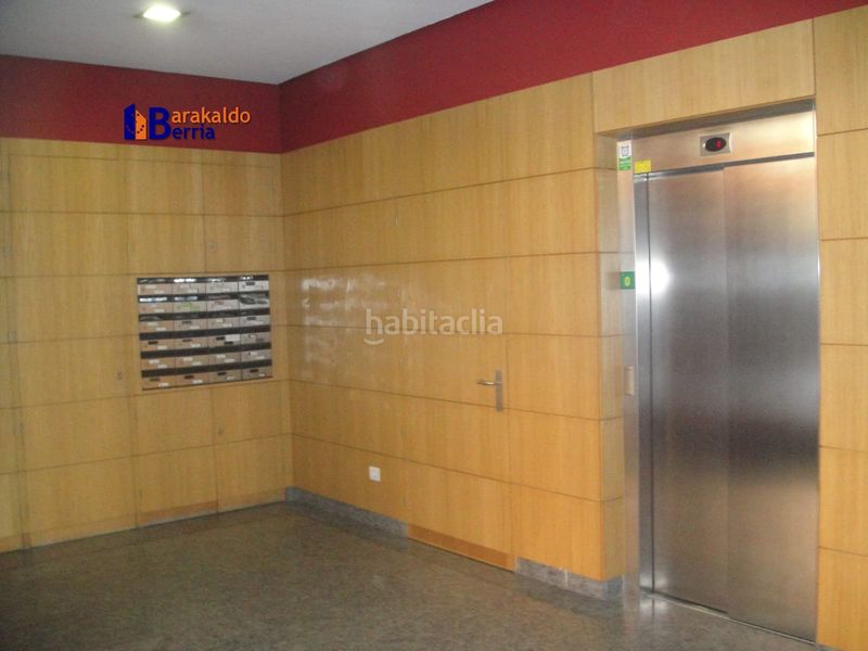 Foto fc042aa5-8b23-46a7-b80d-a6fde3070660. Büro in askatasun etorbidea 65 in Bagatza - S. Vicente Barakaldo